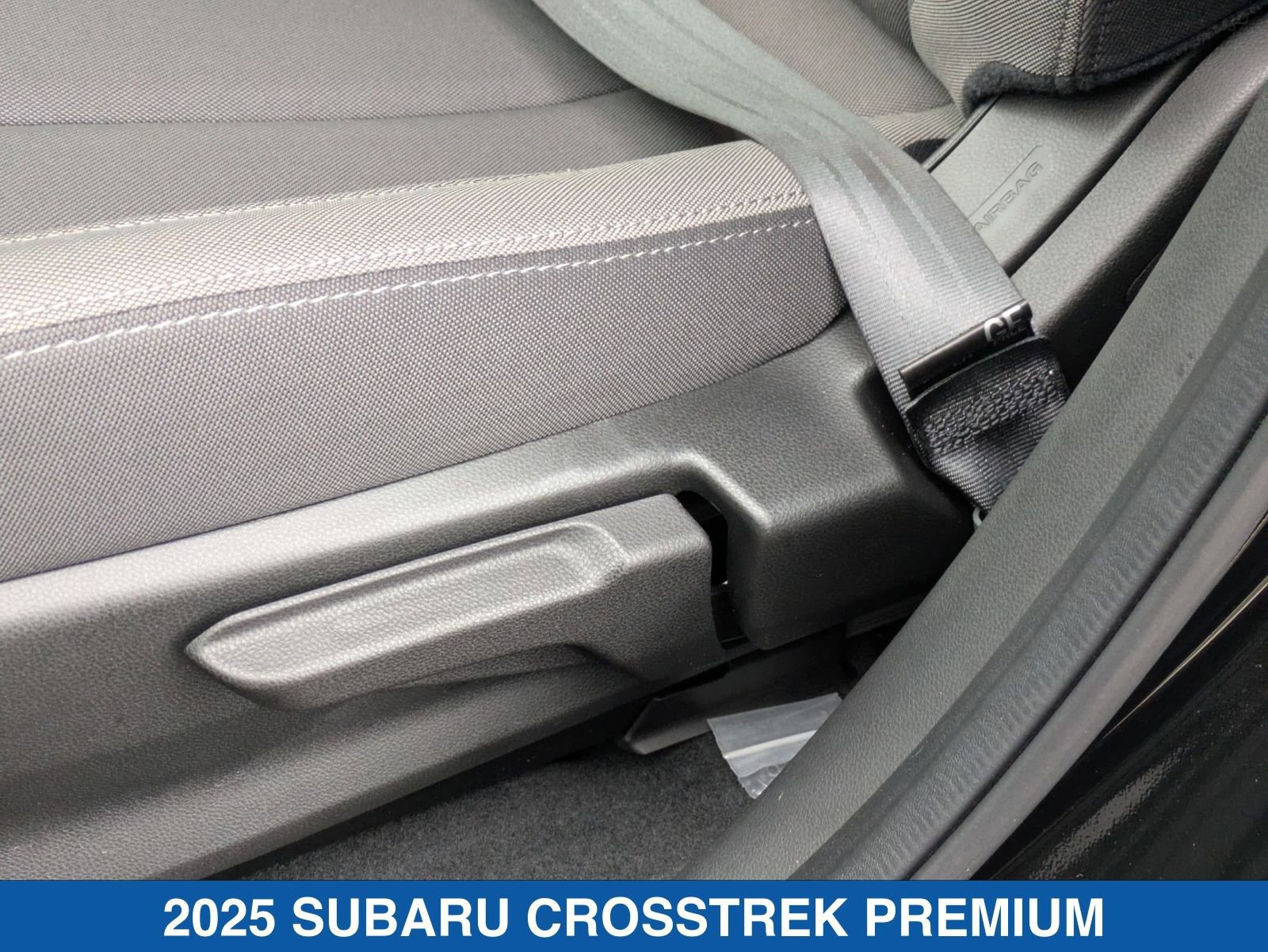 Certified 2025 Subaru Crosstrek 2.0i Premium image 27