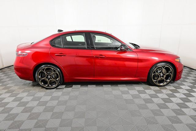 New 2025 Alfa Romeo Giulia w/ Driving Assist Package RWD image 29