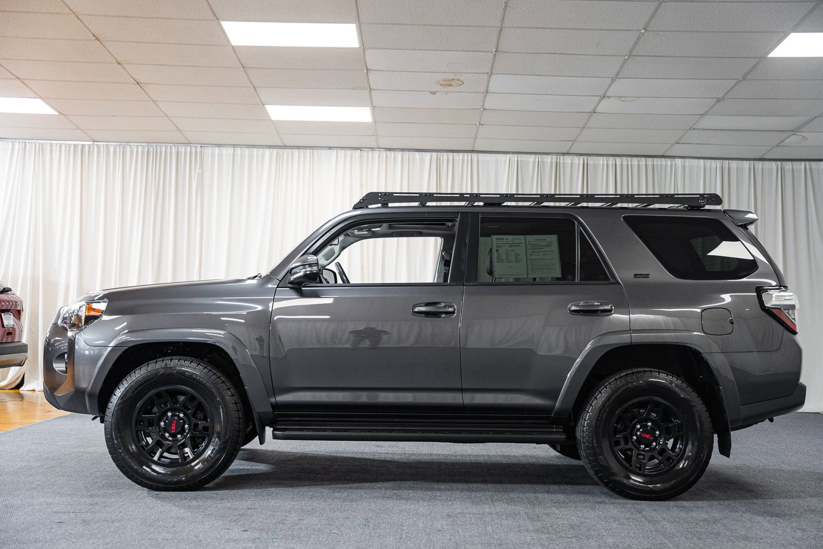 Used 2019 Toyota 4Runner SR5 Premium image 5