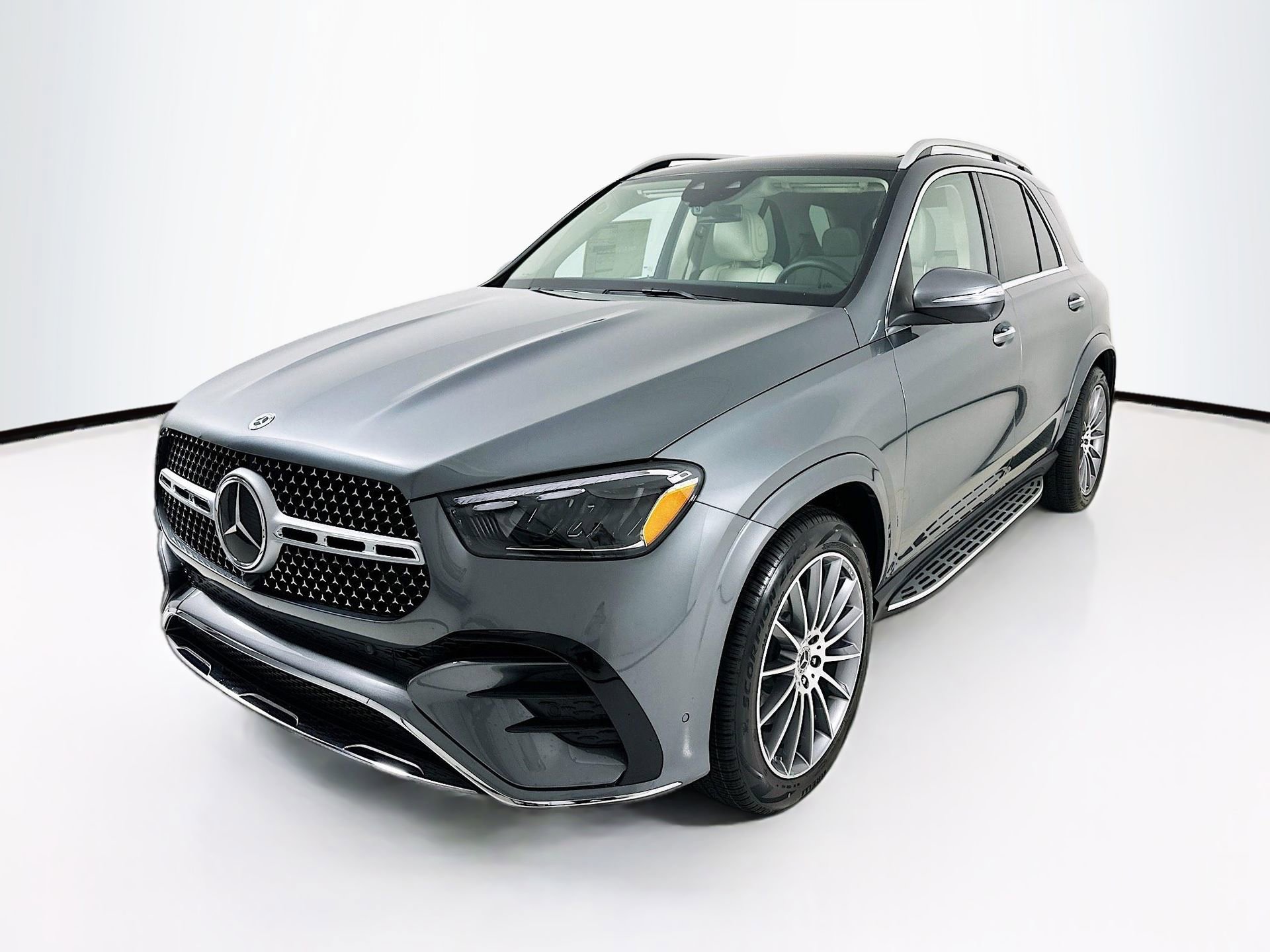 New 2026 Mercedes-Benz GLE 450 4MATIC image 3