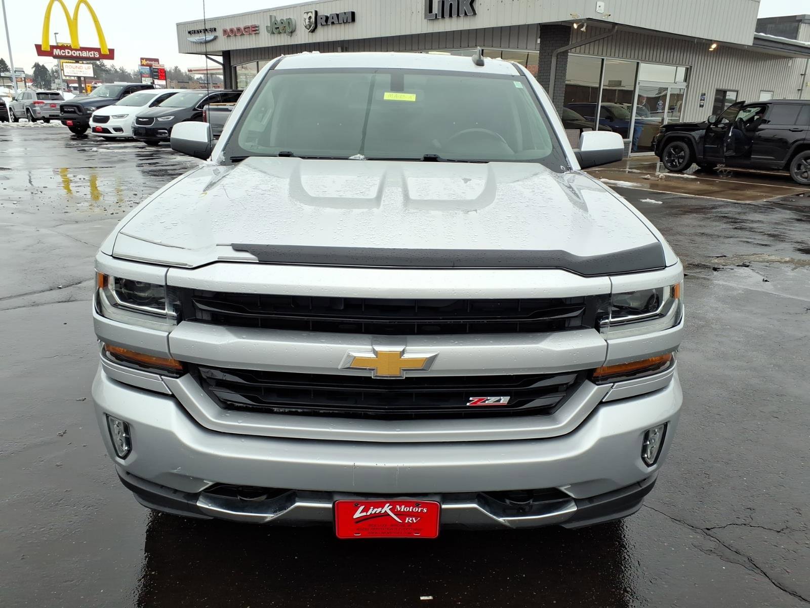 Used 2017 Chevrolet Silverado 1500 LT w/ All Star Edition image 9