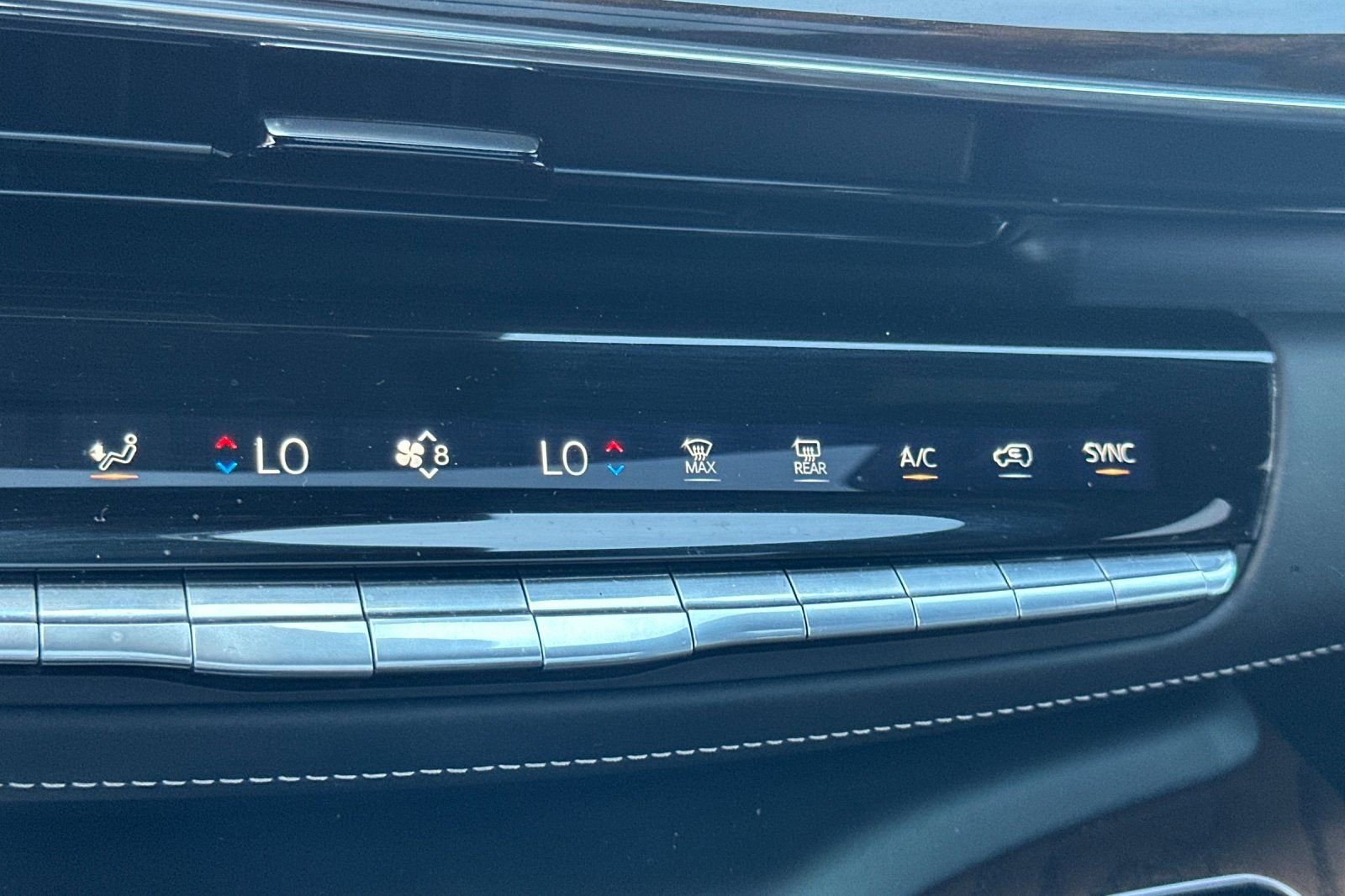 Certified 2024 Cadillac Escalade Sport Platinum image 30