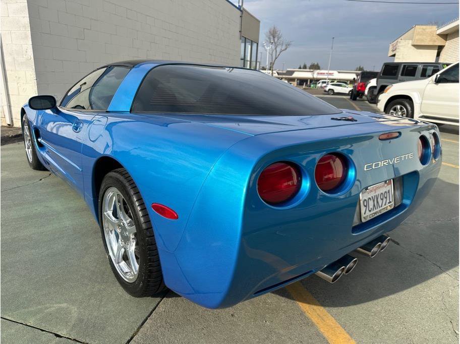 Used 2000 Chevrolet Corvette Coupe w/ Memory Pkg image 10