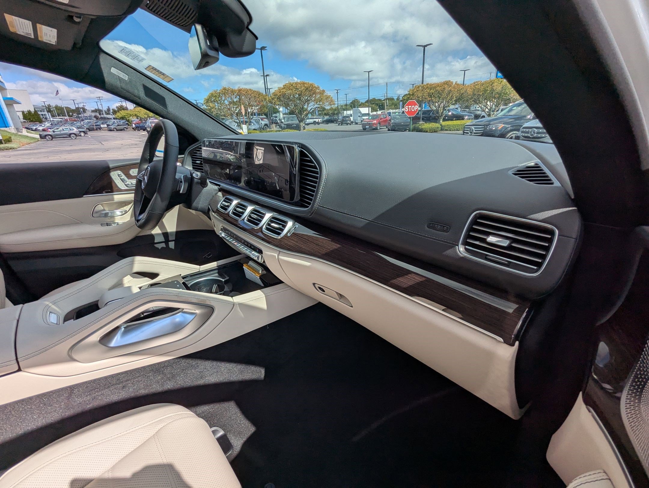 New 2026 Mercedes-Benz GLE 450 4MATIC Coupe image 23