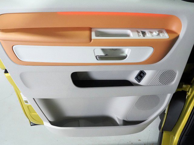 Used 2025 Volkswagen ID. Buzz 1st Edition image 59