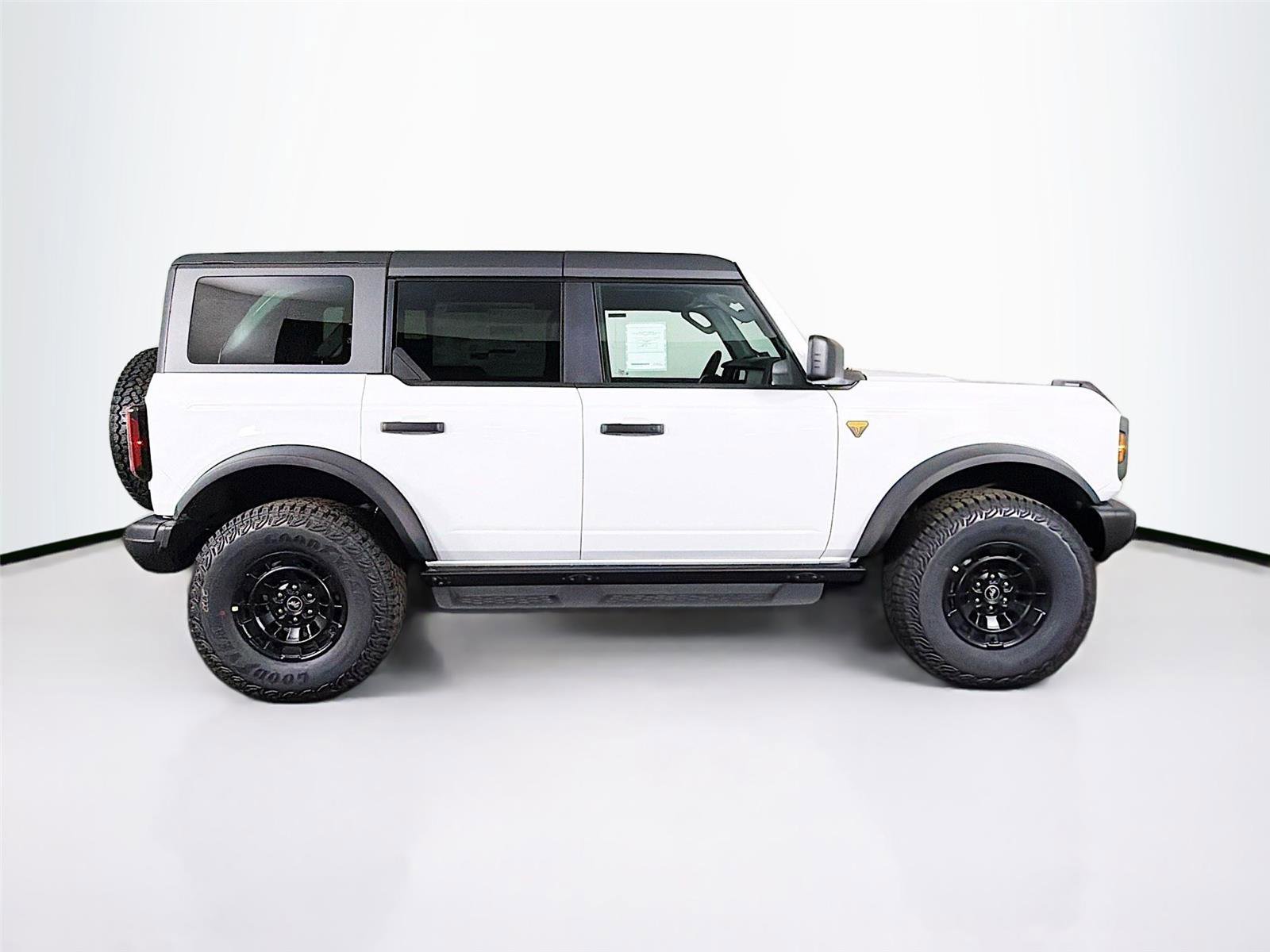 New 2026 Ford Bronco Badlands w/ Sasquatch Package image 8