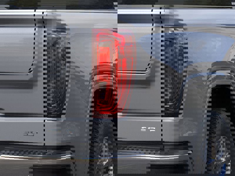New 2025 GMC Sierra 1500 SLT w/ SLT Premium Plus Package image 11