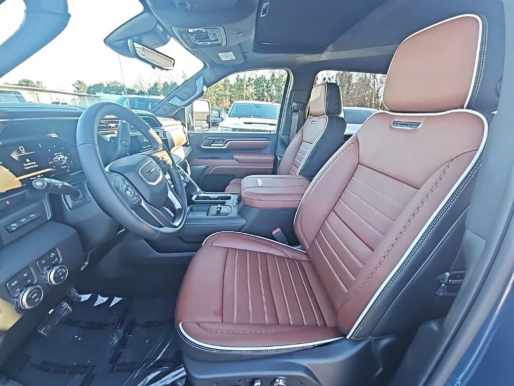 New 2026 GMC Sierra 2500 Denali Ultimate w/ Max Trailering Package image 13