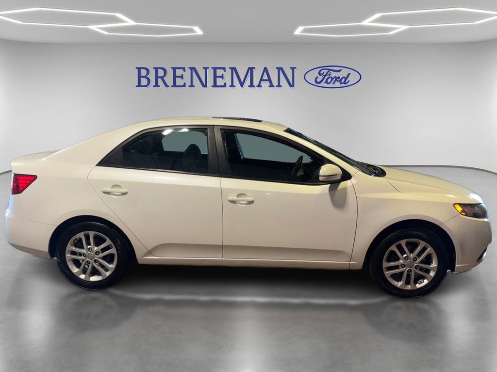 Used 2012 Kia Forte EX w/ Premium Pkg FWD image 4