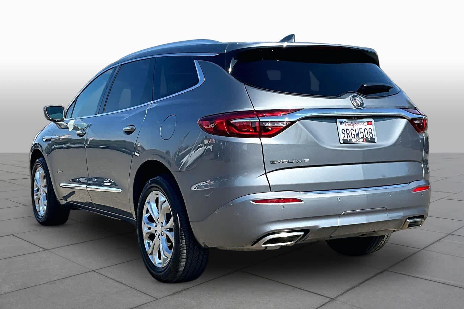 Used 2020 Buick Enclave Avenir w/ Avenir Technology Package FWD image 11