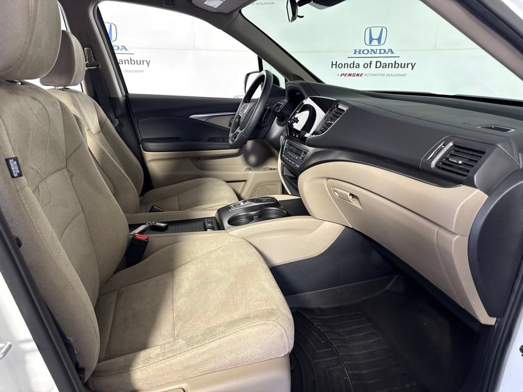 Used 2021 Honda Pilot EX image 6