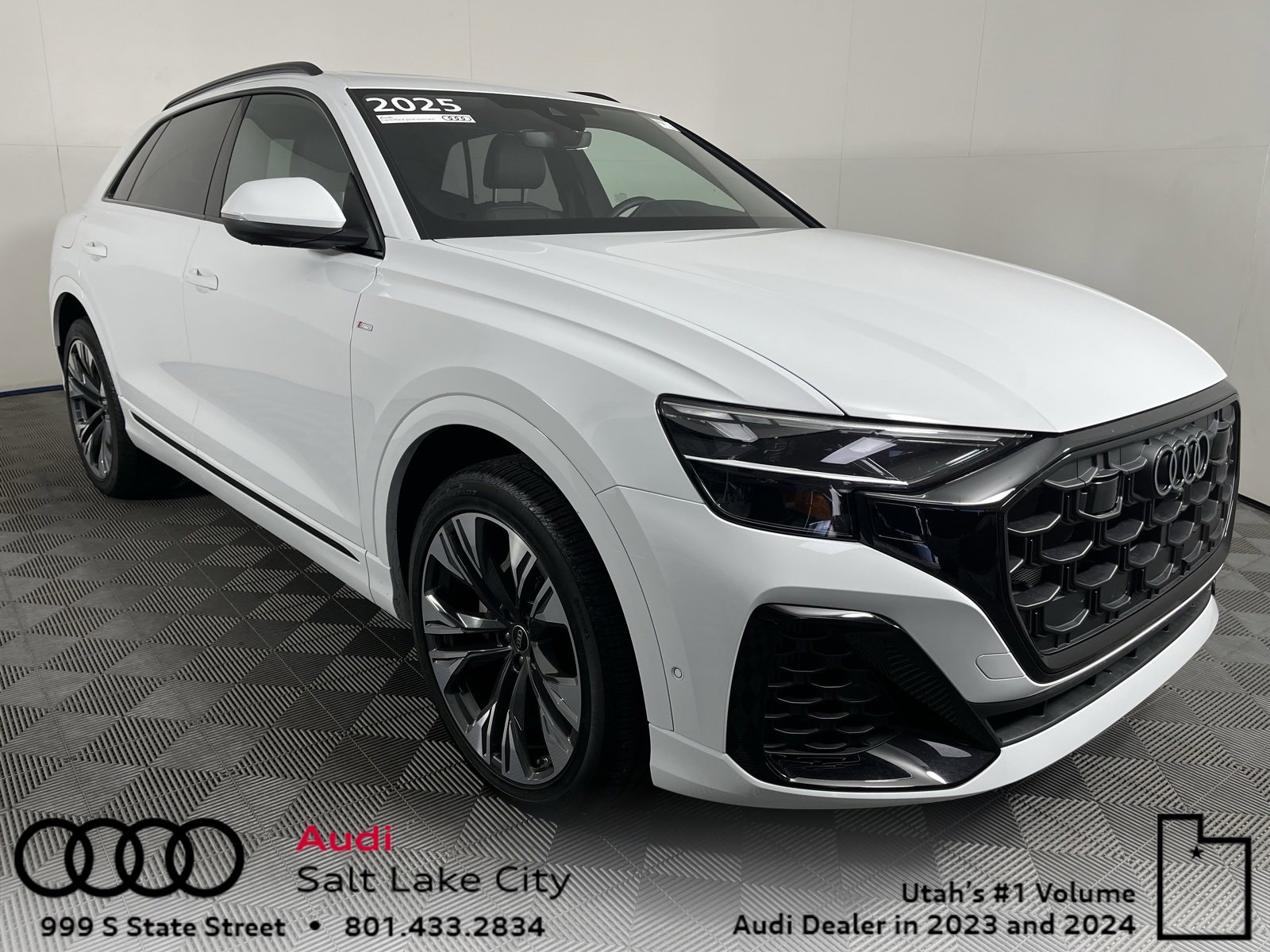 Used 2025 Audi Q8 Premium Plus w/ Premium Plus Package image 1