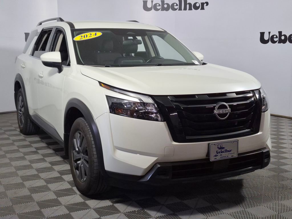 Used 2024 Nissan Pathfinder SV w/ Black Appearance Package AWD/4WD image 1