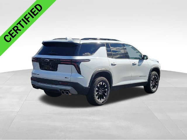Certified 2025 Chevrolet Traverse Z71 w/ Driver Confidence Package AWD/4WD image 4