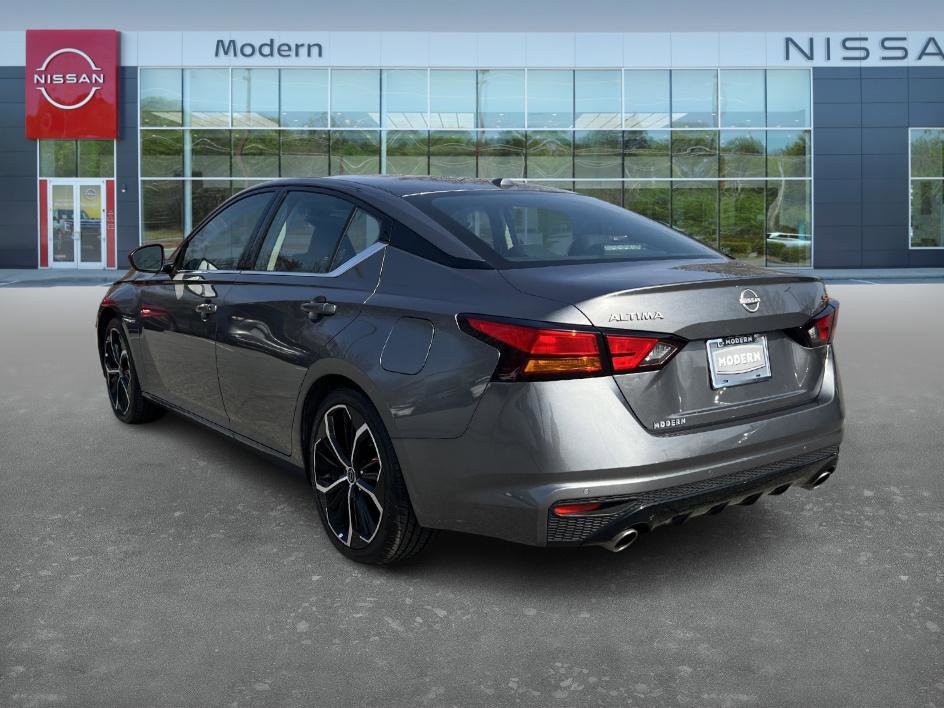 Certified 2024 Nissan Altima 2.5 SR w/ SR Premium Package image 7