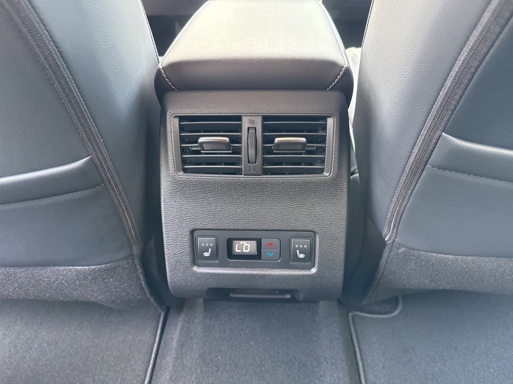 New 2025 Mitsubishi Outlander SEL image 19