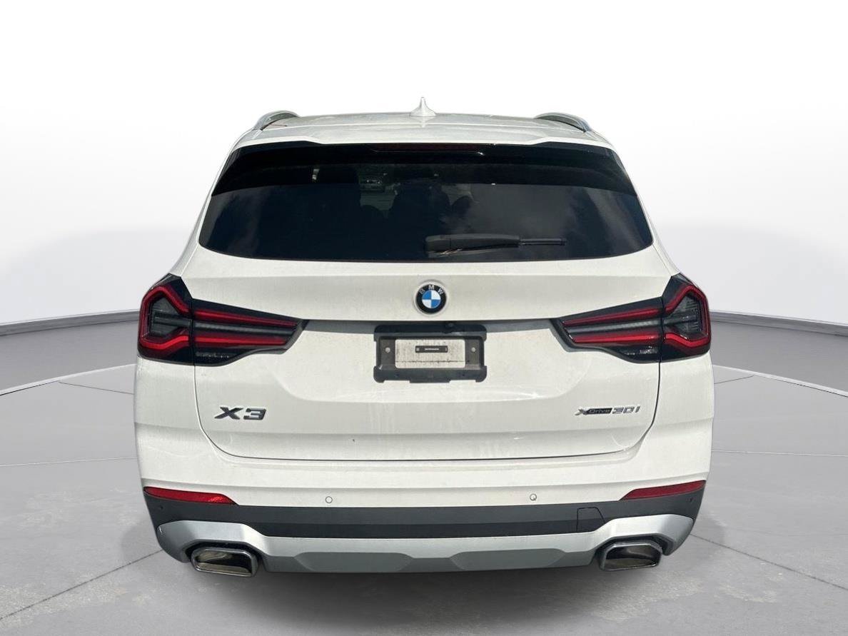 Used 2024 BMW X3 xDrive30i w/ Premium Package w/ZPA AWD/4WD image 7