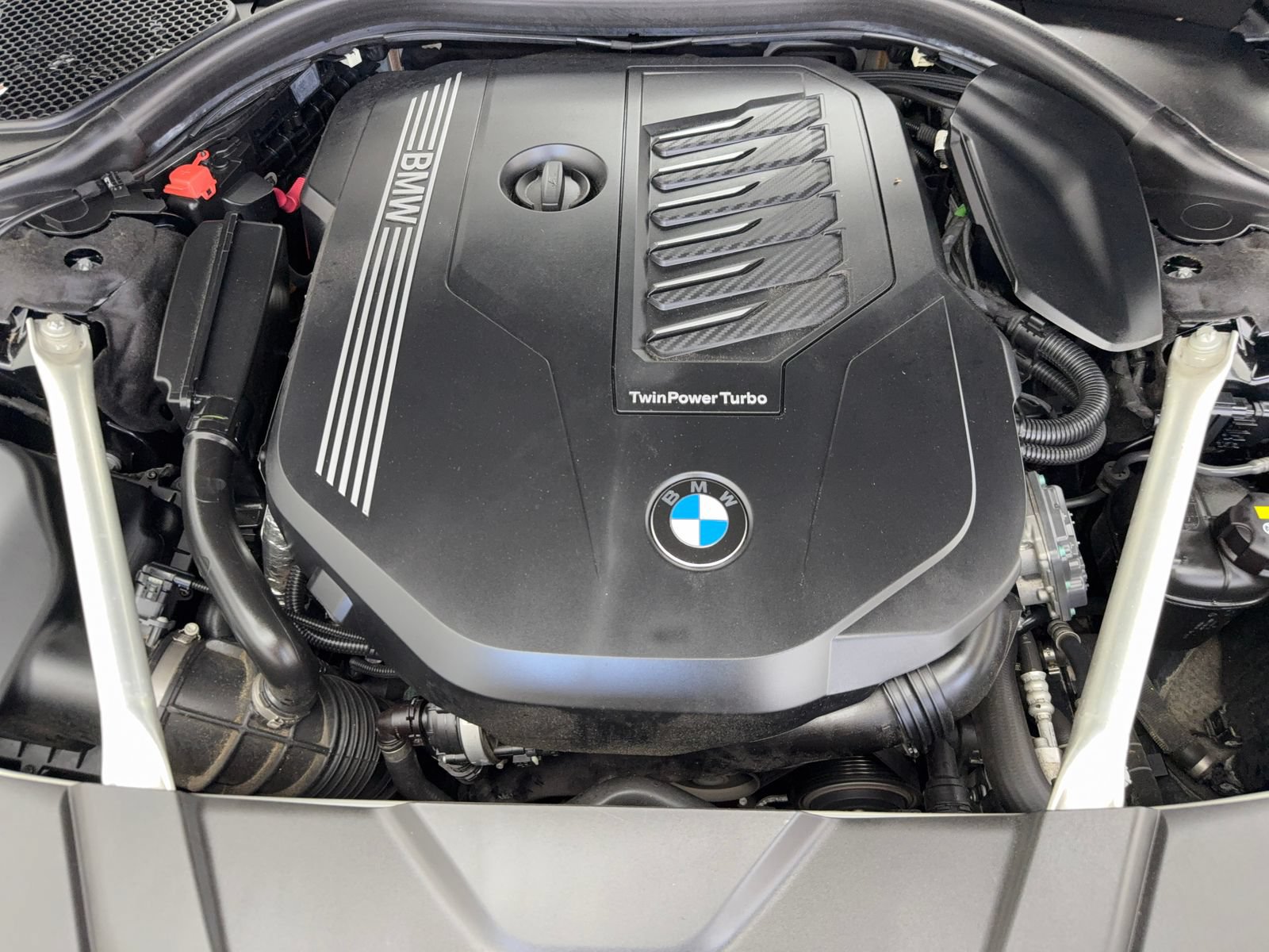 Used 2020 BMW 740i xDrive w/ M Sport Package AWD/4WD image 53