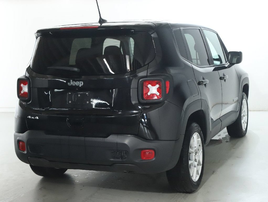 Used 2023 Jeep Renegade Latitude AWD/4WD image 43