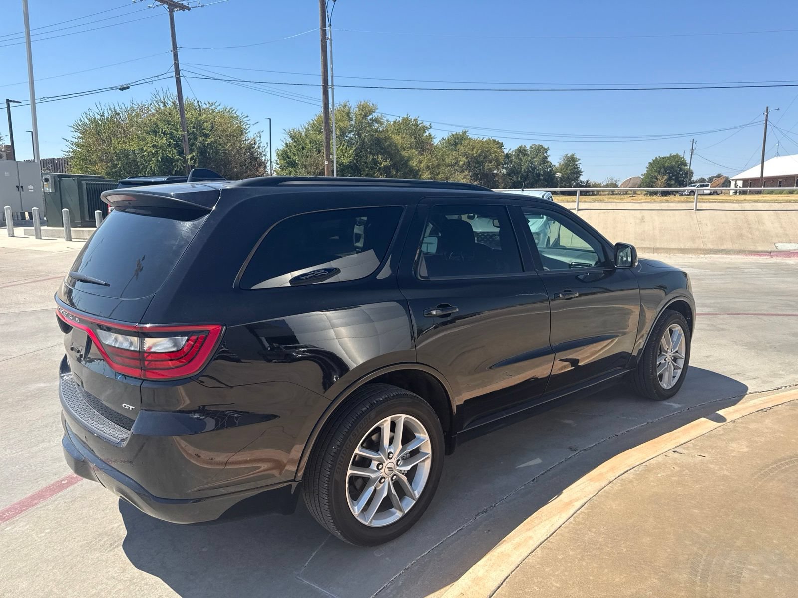 Used 2025 Dodge Durango GT AWD/4WD image 5
