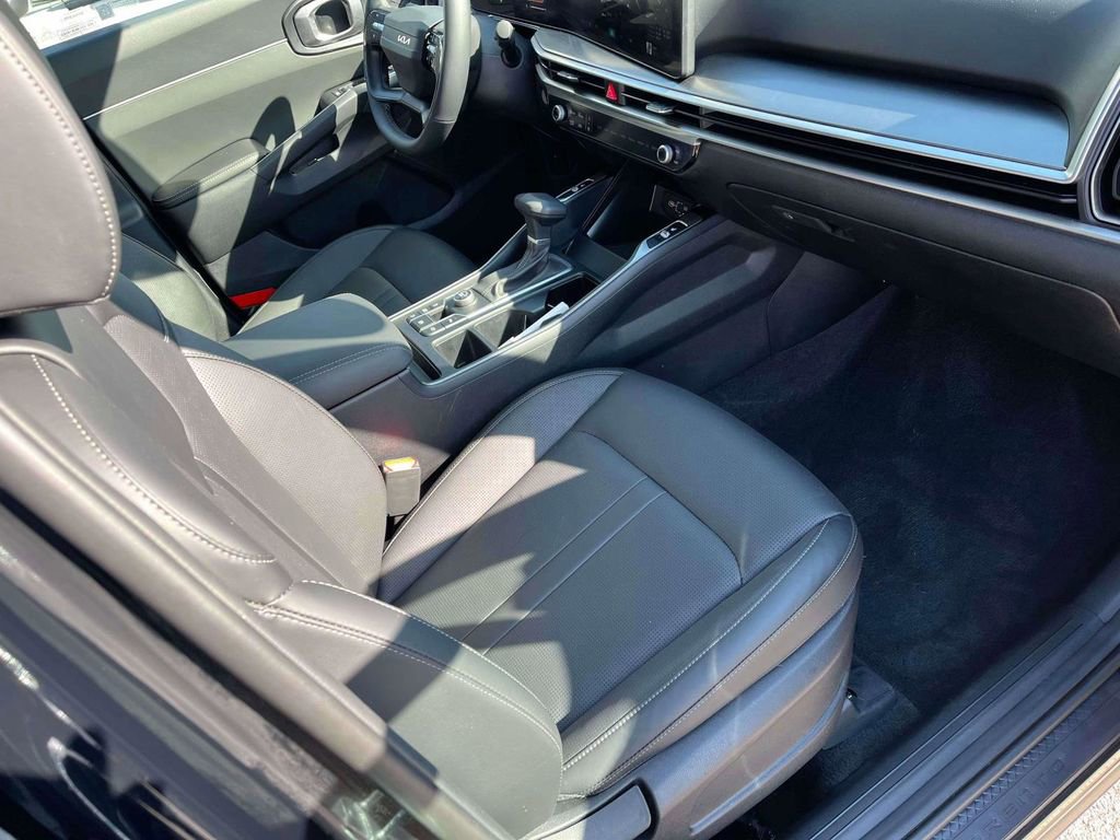 Used 2026 Kia Sorento S w/ S Panoramic Sunroof Package FWD image 11