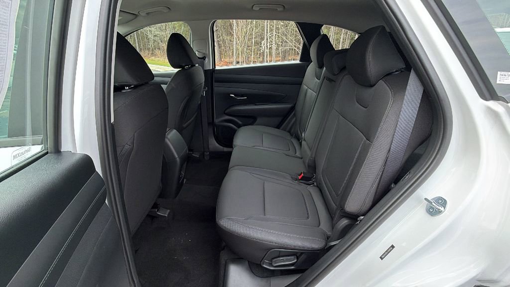New 2026 Hyundai Tucson SE image 21