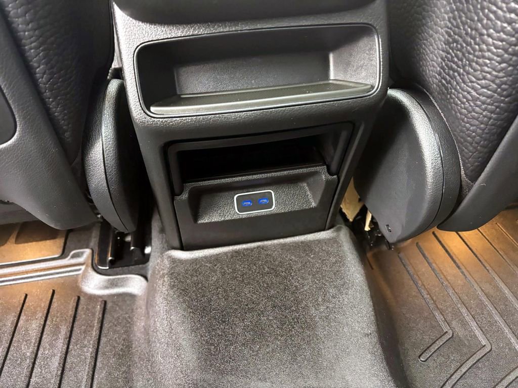 Used 2024 Mercedes-Benz GLE 350 4MATIC image 32