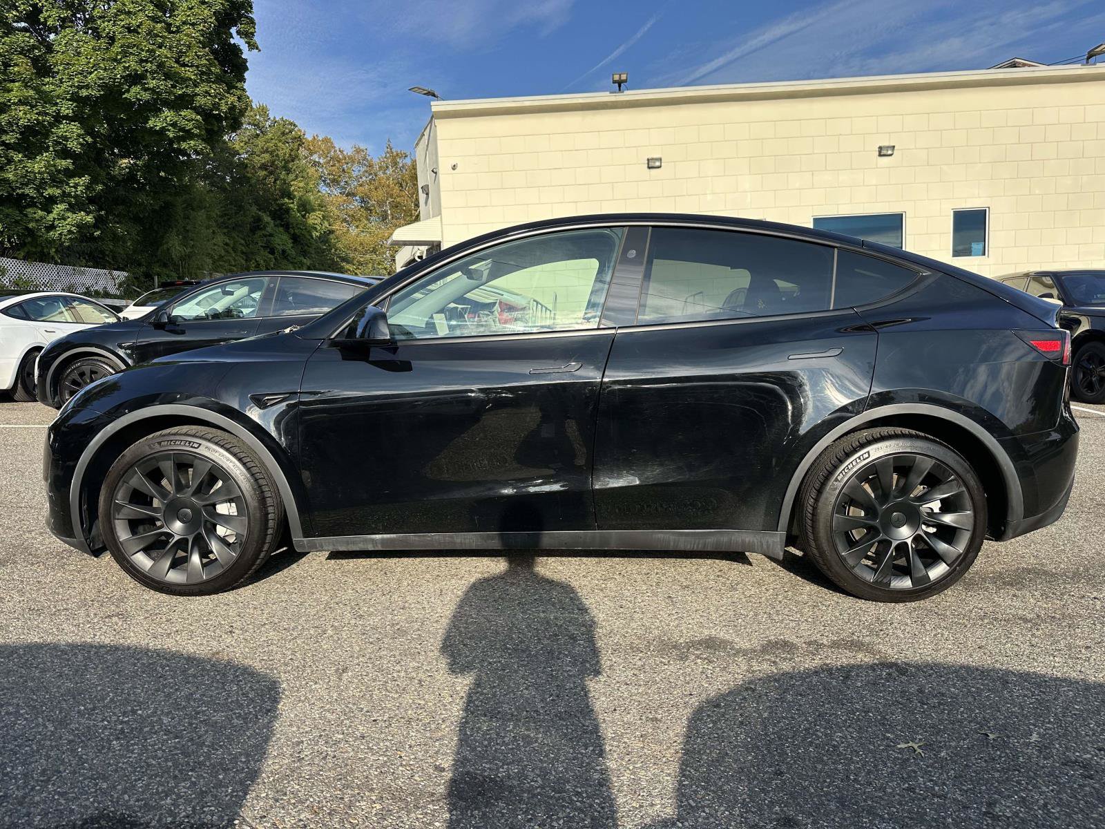 Used 2023 Tesla Model Y Long Range AWD/4WD image 6