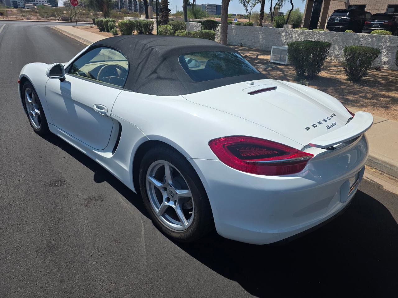 Used 2016 Porsche Boxster w/ Infotainment Package RWD image 12