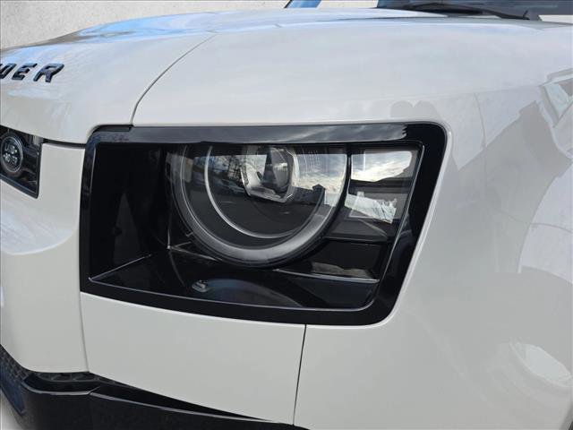 New 2026 Land Rover Defender 110 S image 30