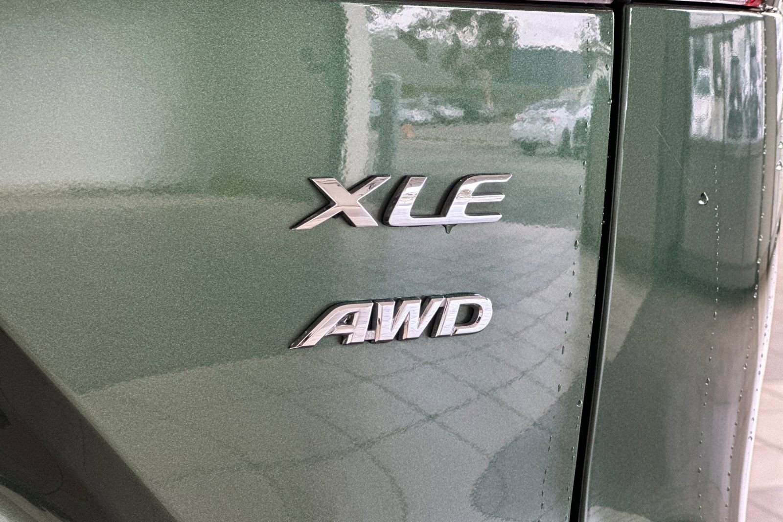 Certified 2022 Toyota Corolla Cross XLE w/ Convenience Package AWD/4WD image 27