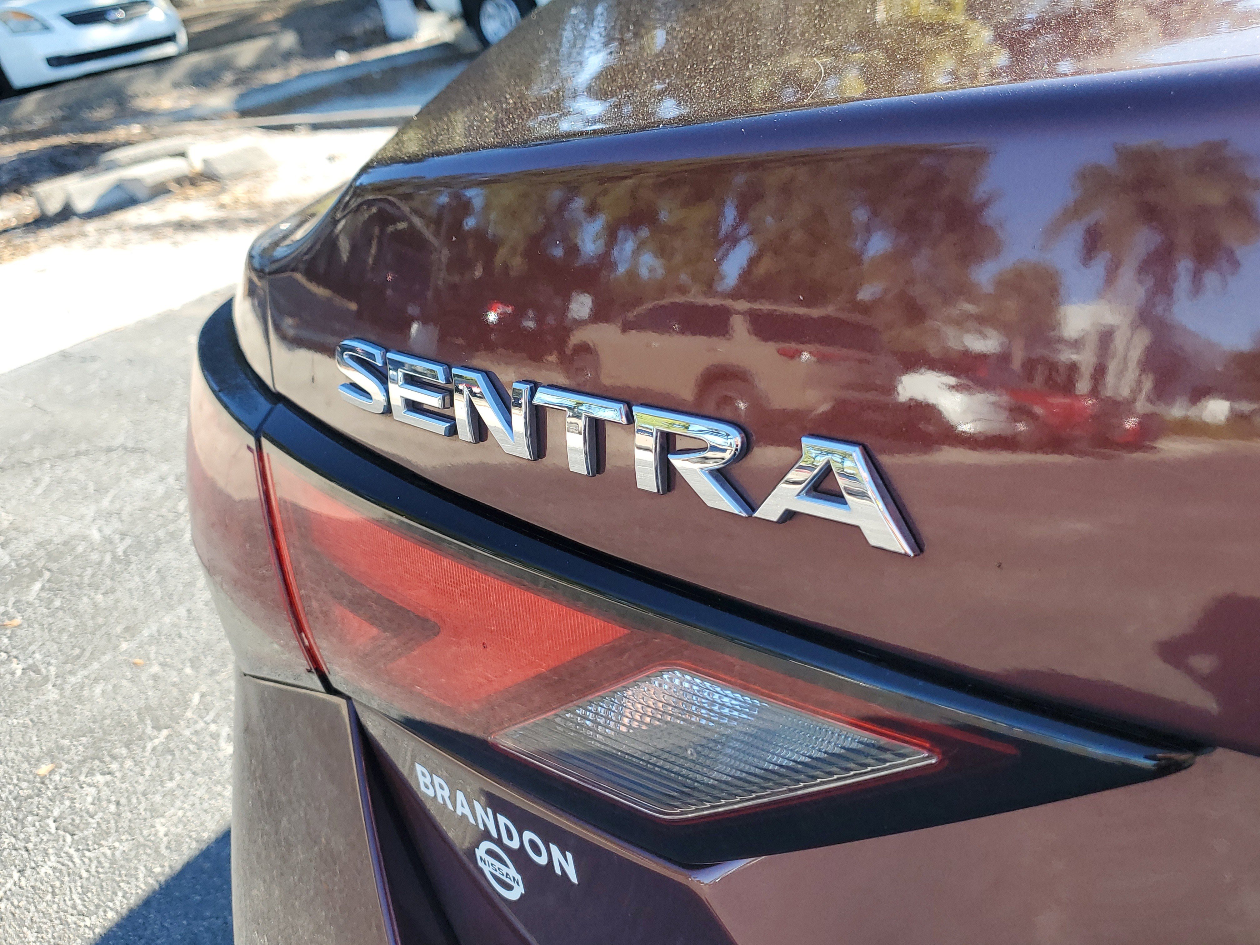Used 2021 Nissan Sentra SV image 9