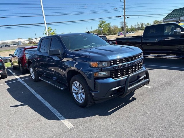 Used 2021 Chevrolet Silverado 1500 Custom w/ Safety Confidence Package image 2