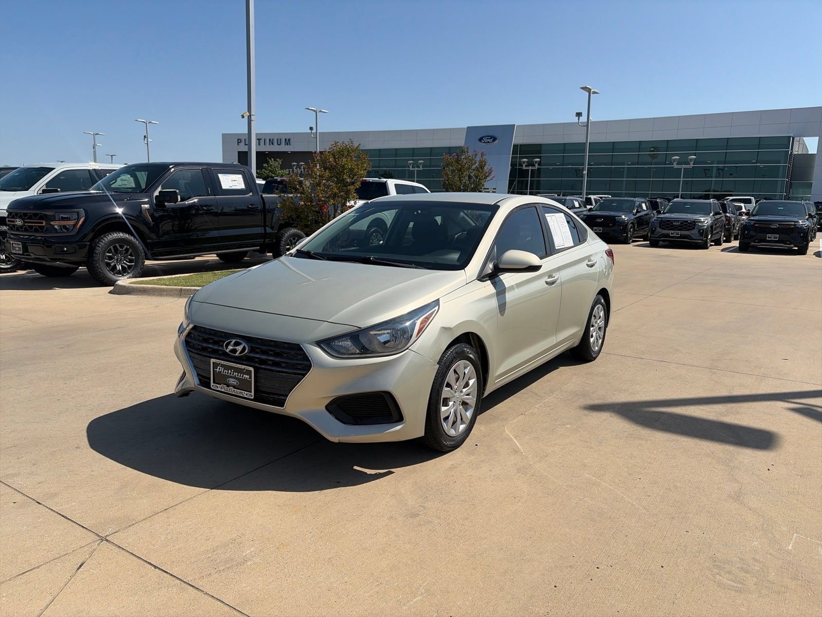 Used 2018 Hyundai Accent SE FWD 360° Tour