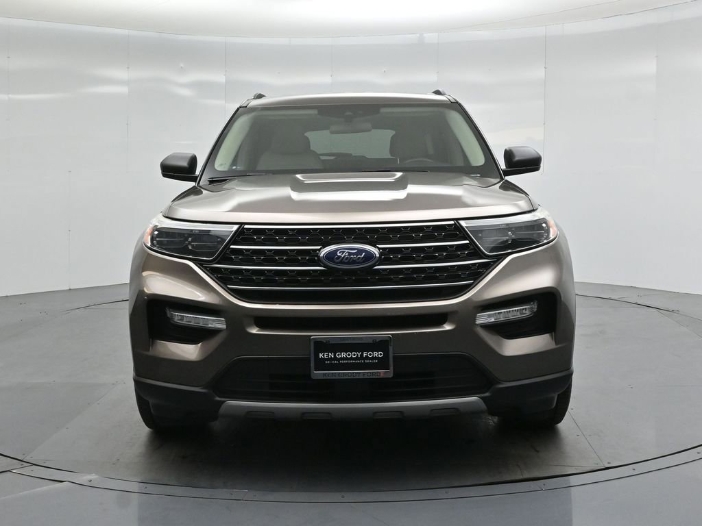 Certified 2021 Ford Explorer XLT w/ Equipment Group 202A RWD image 52