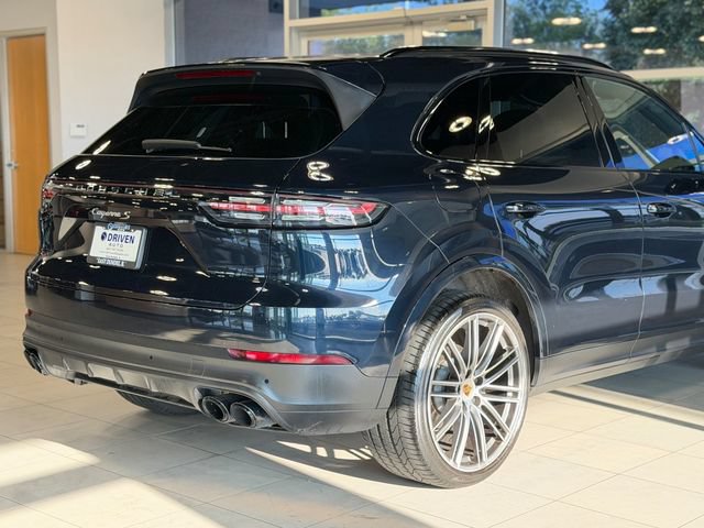 Used 2019 Porsche Cayenne S AWD/4WD image 10