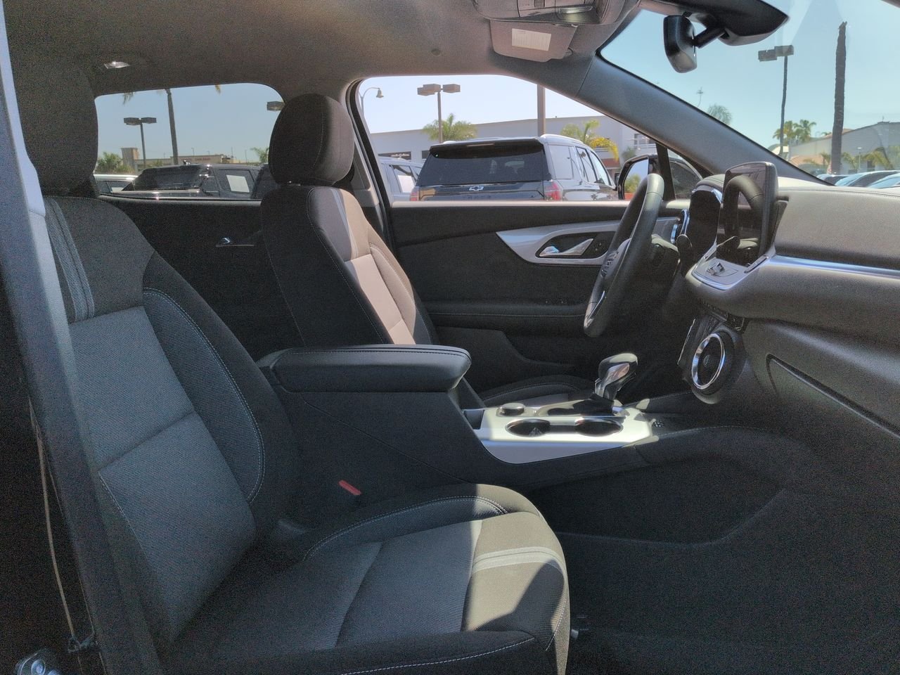 New 2026 Chevrolet Blazer LT w/ Convenience Package FWD image 29