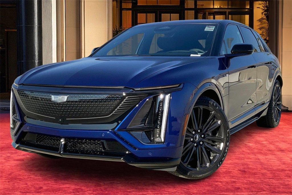 New 2026 Cadillac Lyriq V