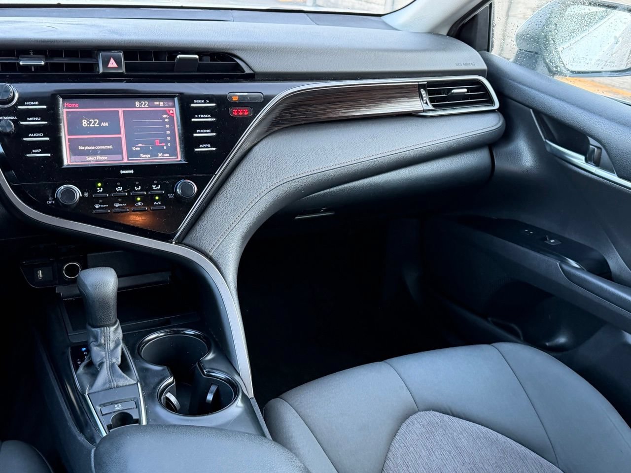 Used 2020 Toyota Camry LE AWD/4WD image 13
