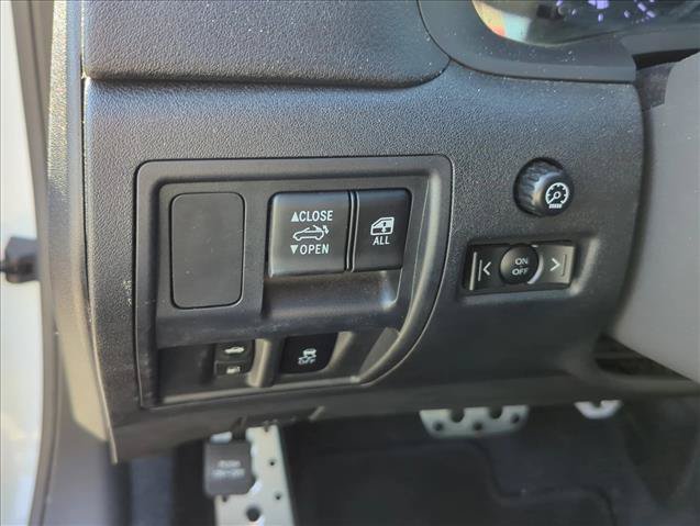 Used 2013 Lexus IS 250C RWD image 11