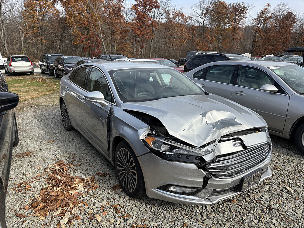 Used 2017 Ford Fusion SE AWD/4WD image 1