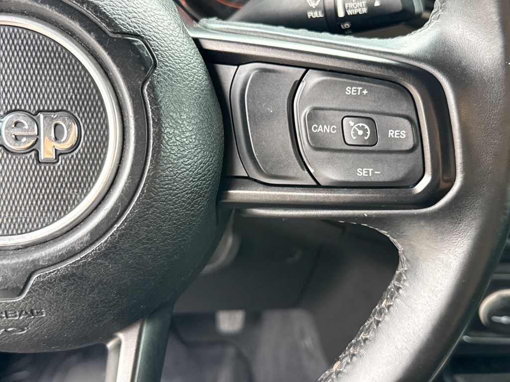 Used 2019 Jeep Wrangler Sport AWD/4WD image 16