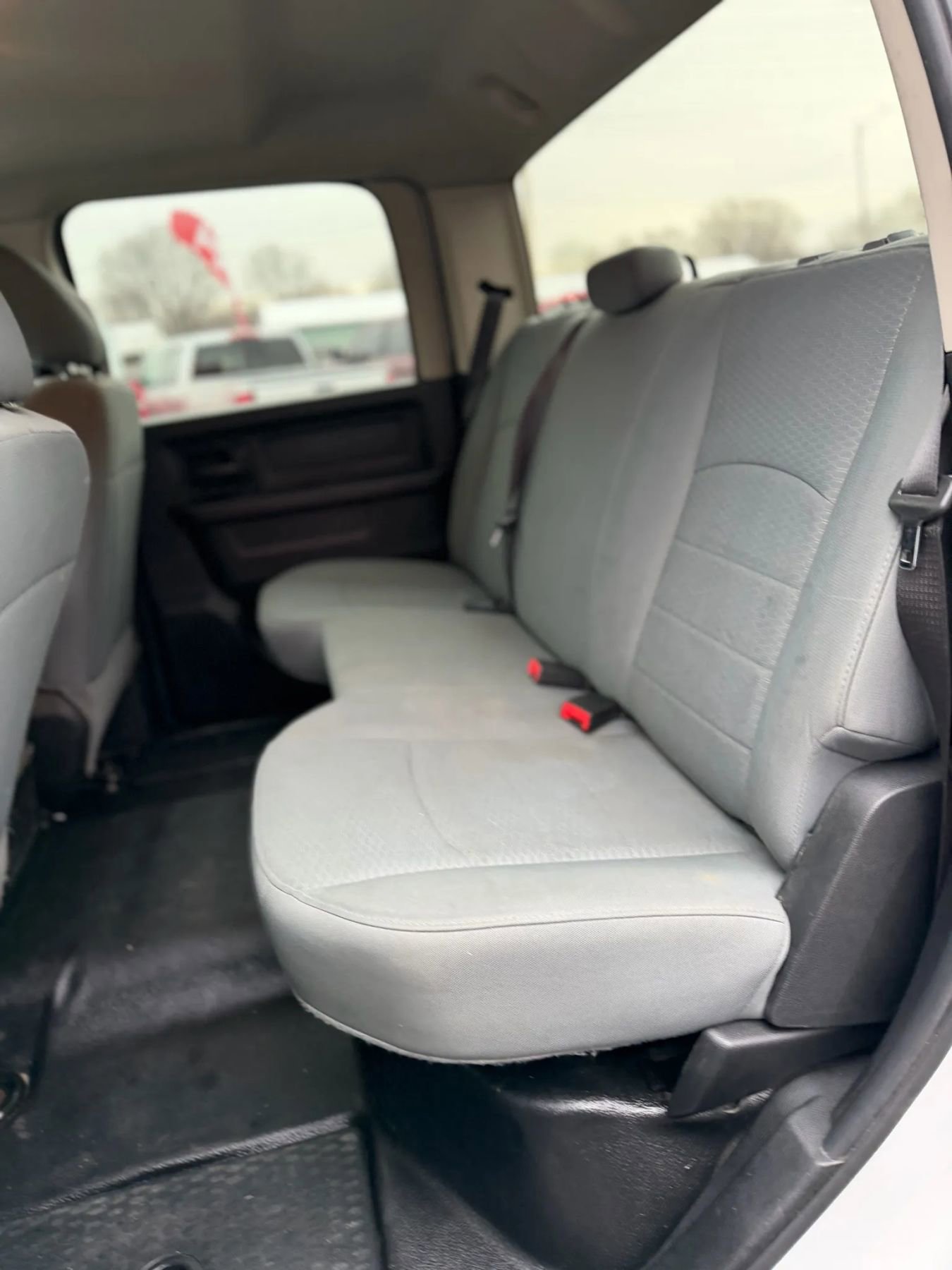 Used 2018 RAM 2500 Tradesman w/ Chrome Appearance Group image 12