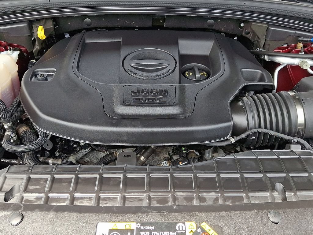 Used 2023 Jeep Grand Cherokee Summit AWD/4WD image 32