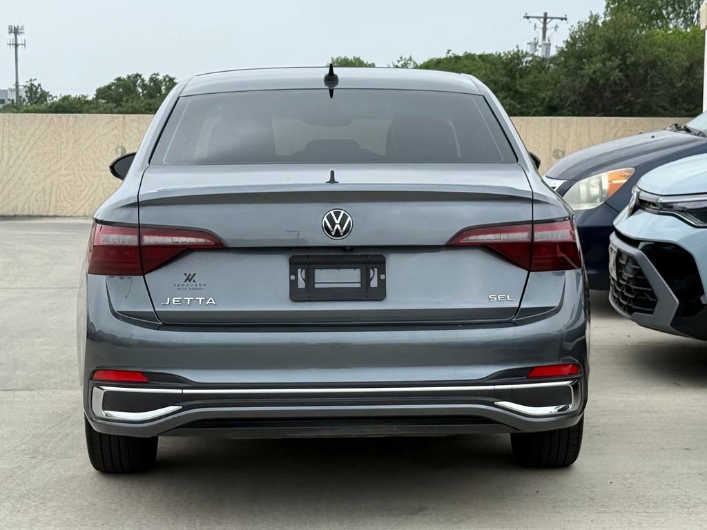 Used 2023 Volkswagen Jetta SEL FWD image 8
