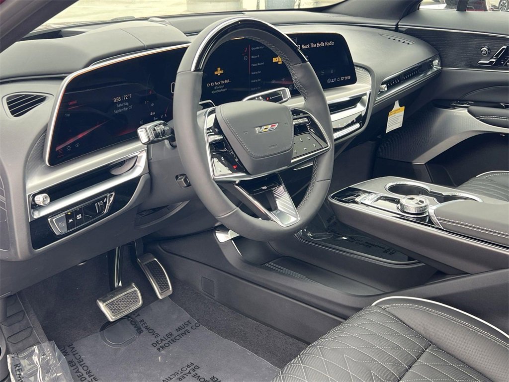 New 2026 Cadillac Lyriq V image 9