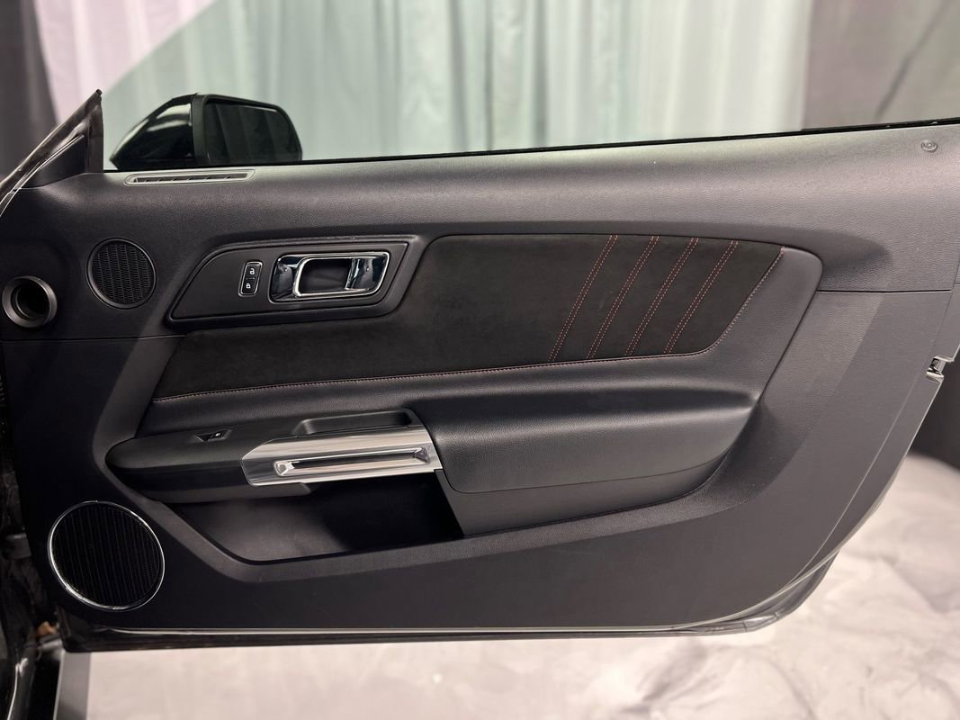 Used 2016 Ford Mustang GT Premium w/ Equipment Group 401A image 36