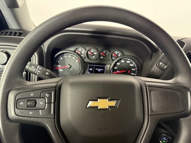 Used 2025 Chevrolet Silverado 1500 Custom image 26