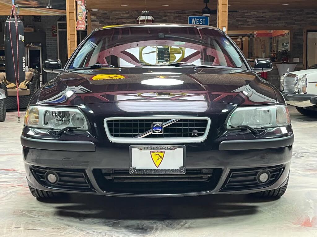 Used 2004 Volvo S60 R AWD/4WD image 2