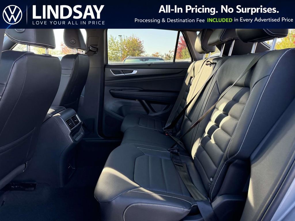 New 2026 Volkswagen Atlas Cross Sport SEL R-Line image 10